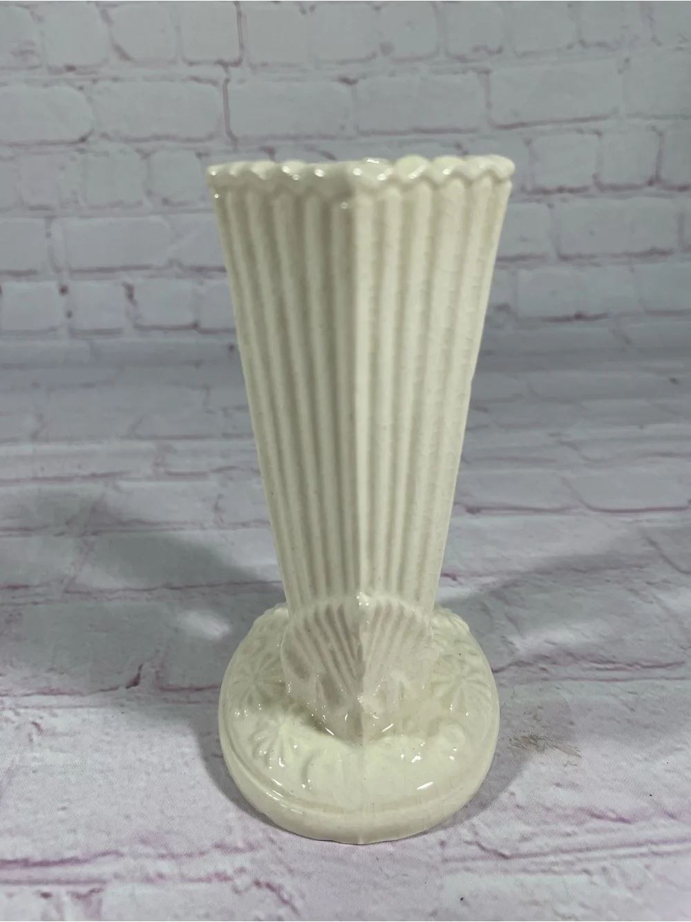 Vintage Double Gladiola Ceramic Flower Vase Made in Japan - Picture 8 of 10